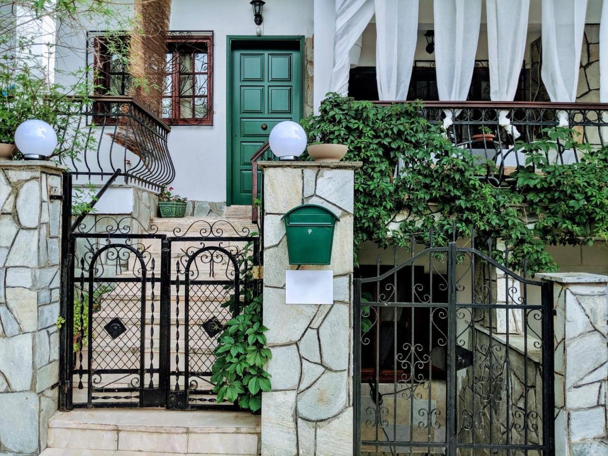 Villa Veneti - Probio - 140M2 Nea Moudania Exterior photo